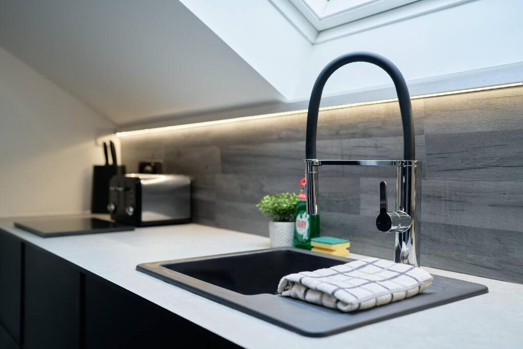 York City Central Apartment And Coffee Shop Extérieur photo